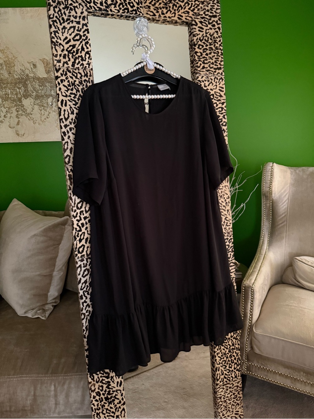 ASOS Black Drop Waist Mini Curve Dress Keyhole Back Like New